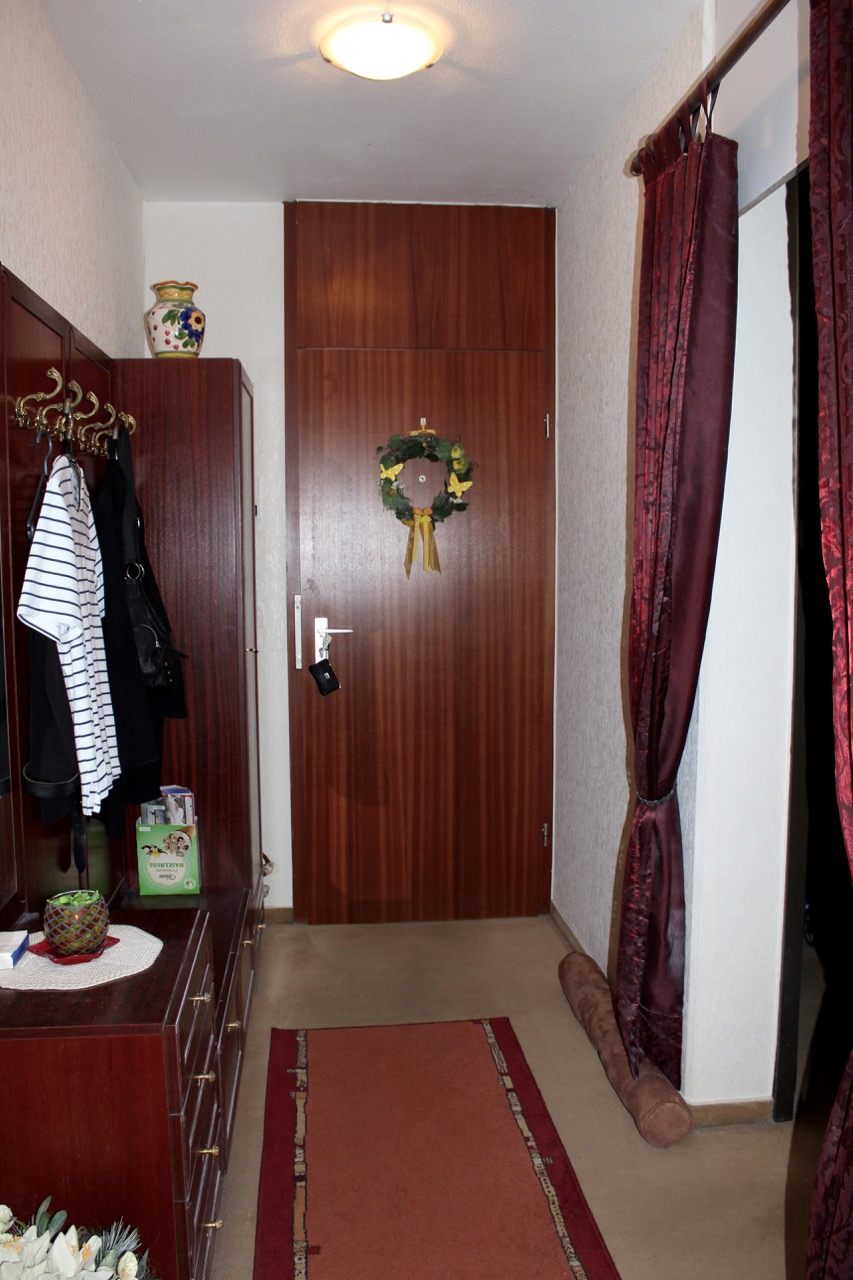 Flur Eingangsbereich Etagenwohnung Darmstadt