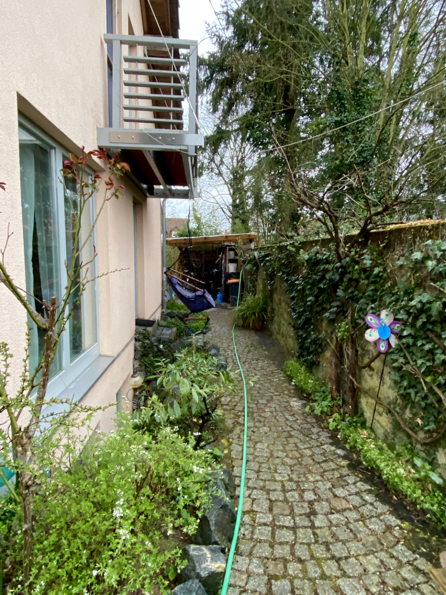 Zugang zum Haus Doppelhaush�lfte Darmstadt