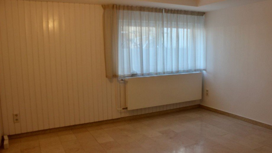 Schlafzimmer Souterrainwohnung Darmstadt