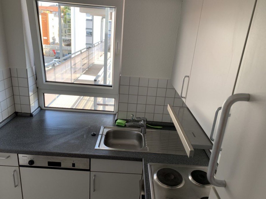 K�che mit EBK Dachgeschosswohnung Darmstadt