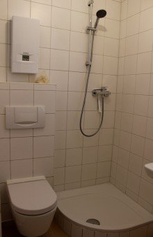 Bad Martinsviertel! 3 Zimmer Wohnung f�r Altbauliebhaber