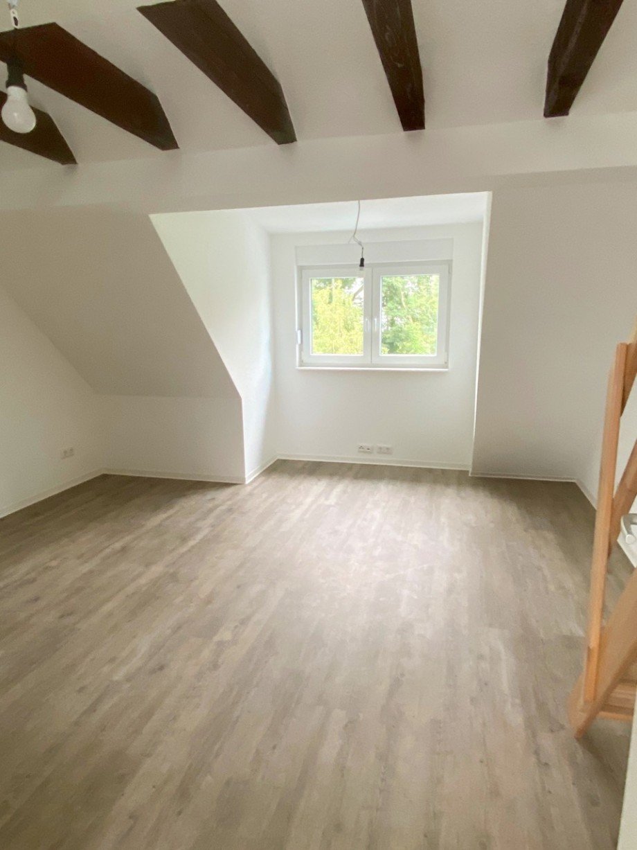Schlafzimmer 2 Dachgeschosswohnung Mainz