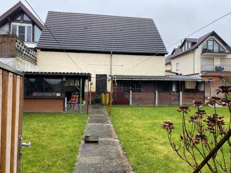 Ansicht Haus Dreieich Wohngrundst�ck Mitten im Ortskern