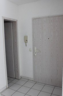 Eingangsbereich *3,5 Zimmer Maisonette Wohnung mit EBK und 2 Balkonen*