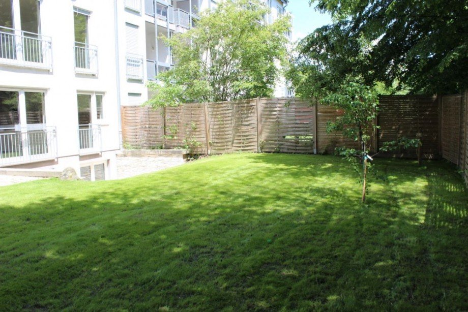 idyllischer Garten Maisonettewohnung Darmstadt