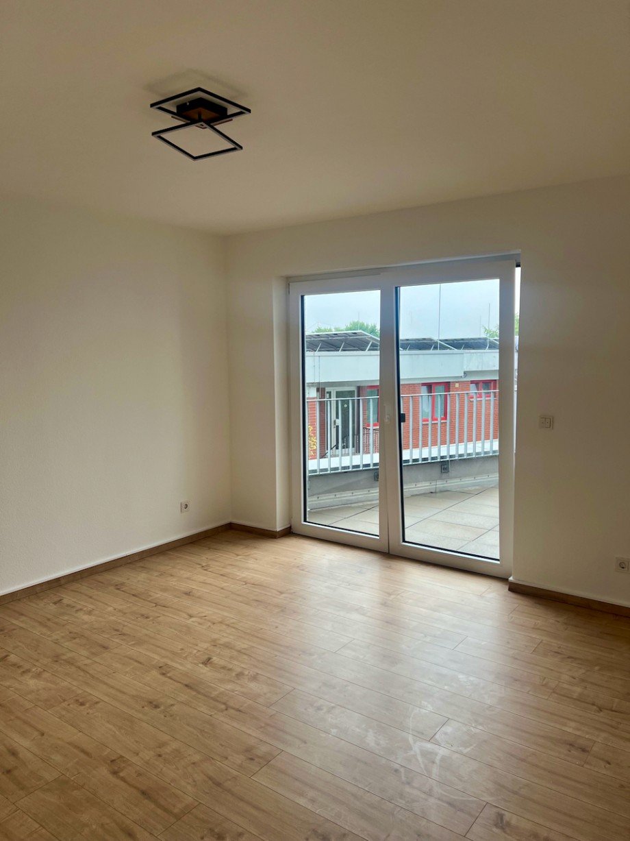 Racano Immobilien Ro�dorf Schlafzimmer 1 Wohnung Ro�dorf