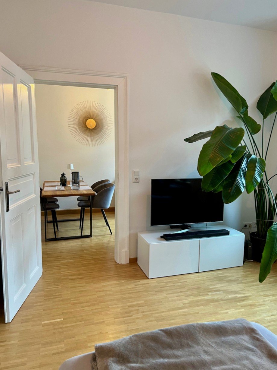 Racano Immobilien Wohnzimmer2 Etagenwohnung Darmstadt