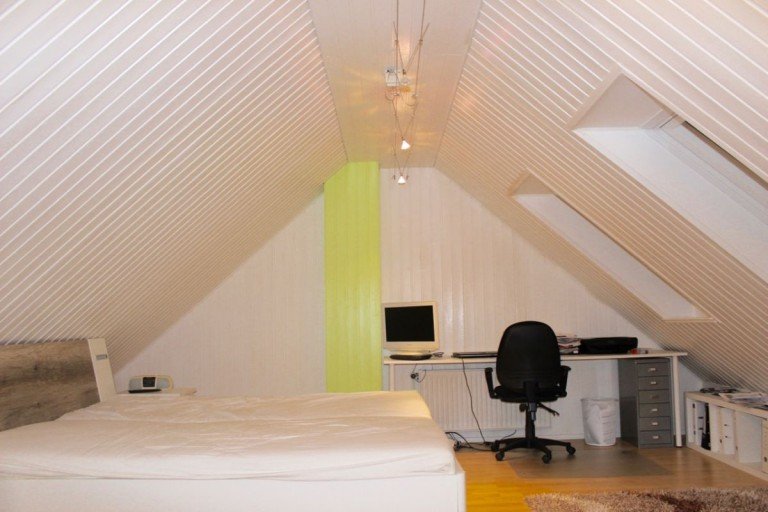 Zimmer im Dachgeschoss Darmstadt Maisonettewohnung 2,5 Zimmer DG Wohnung in Kranichstein