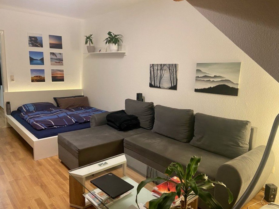 Wohn-/Schlafzimmer Dachgeschosswohnung Darmstadt