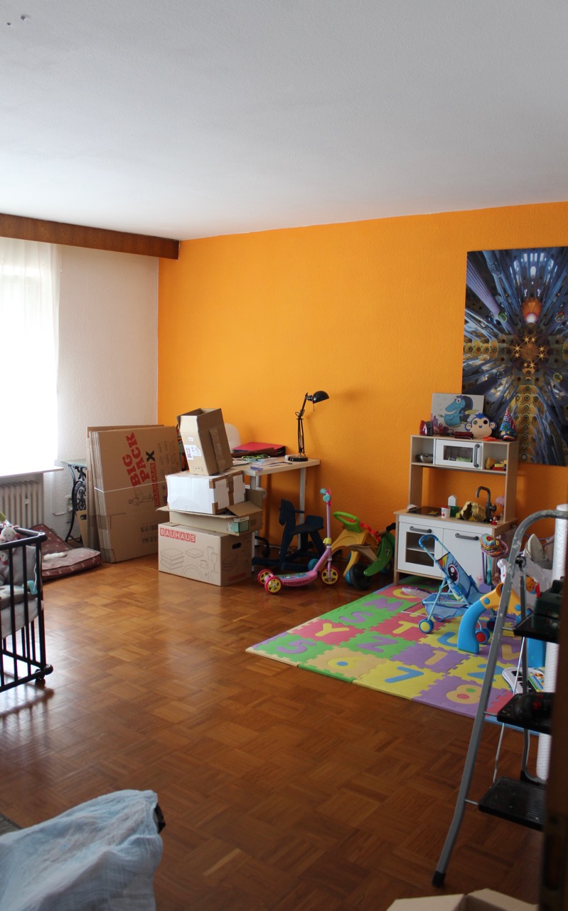 ger�umiges Wohnzimmer Etagenwohnung Darmstadt