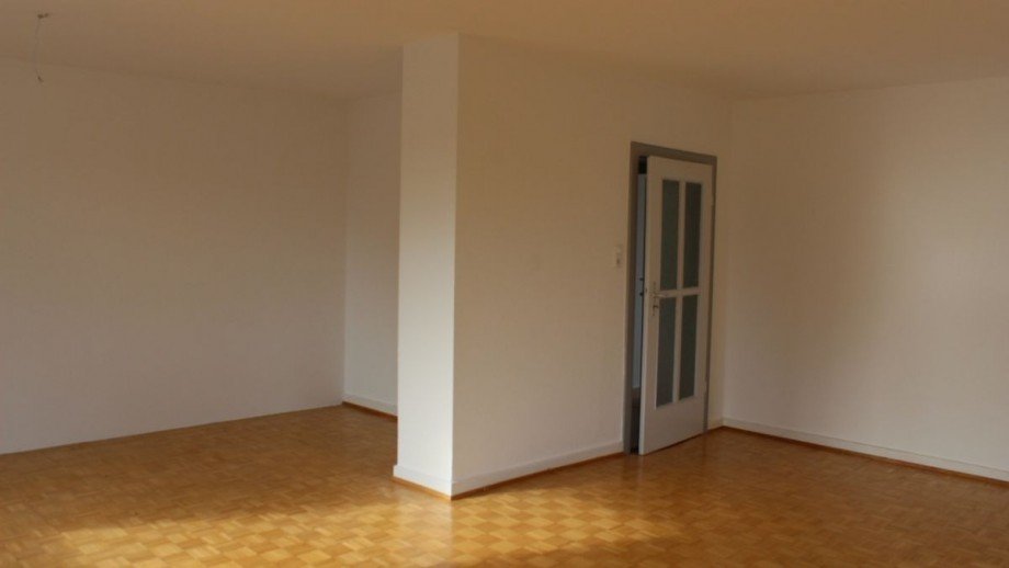 Wohnzimmer mit Essbereich Etagenwohnung Darmstadt