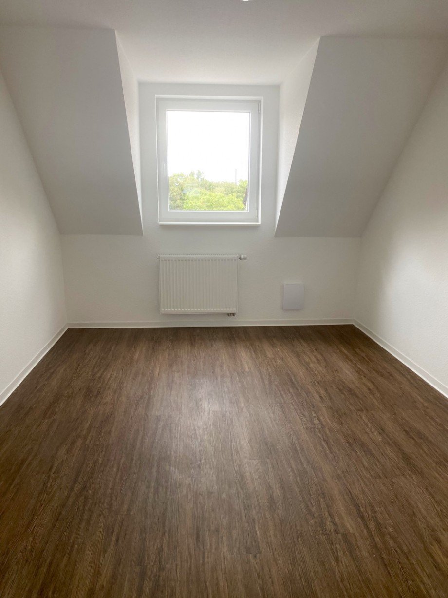 Schlafzimmer 1 Dachgeschosswohnung Mainz