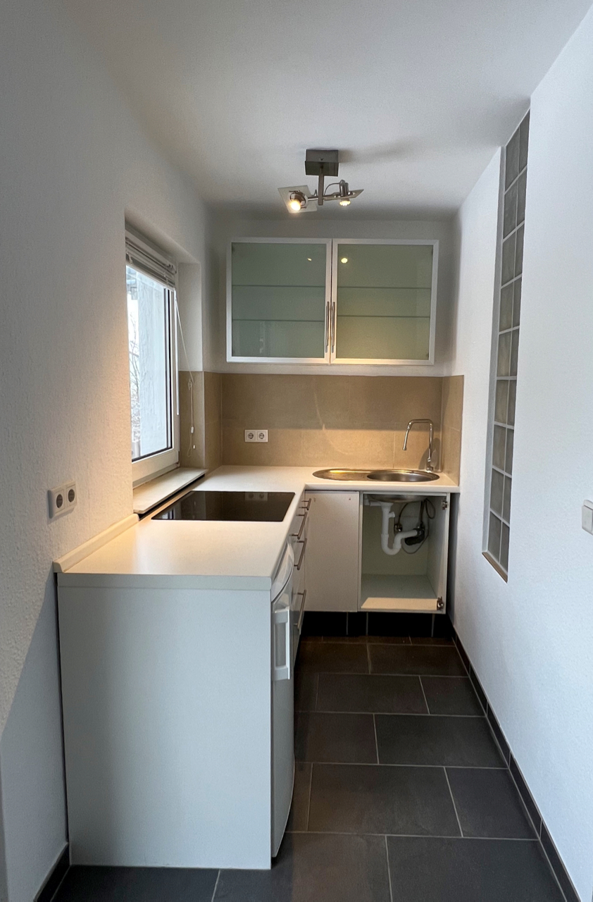 K�che mit EBK Etagenwohnung Darmstadt