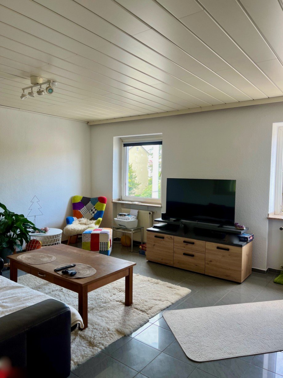 Wohnzimmer Racano Immobilien Etagenwohnung Darmstadt