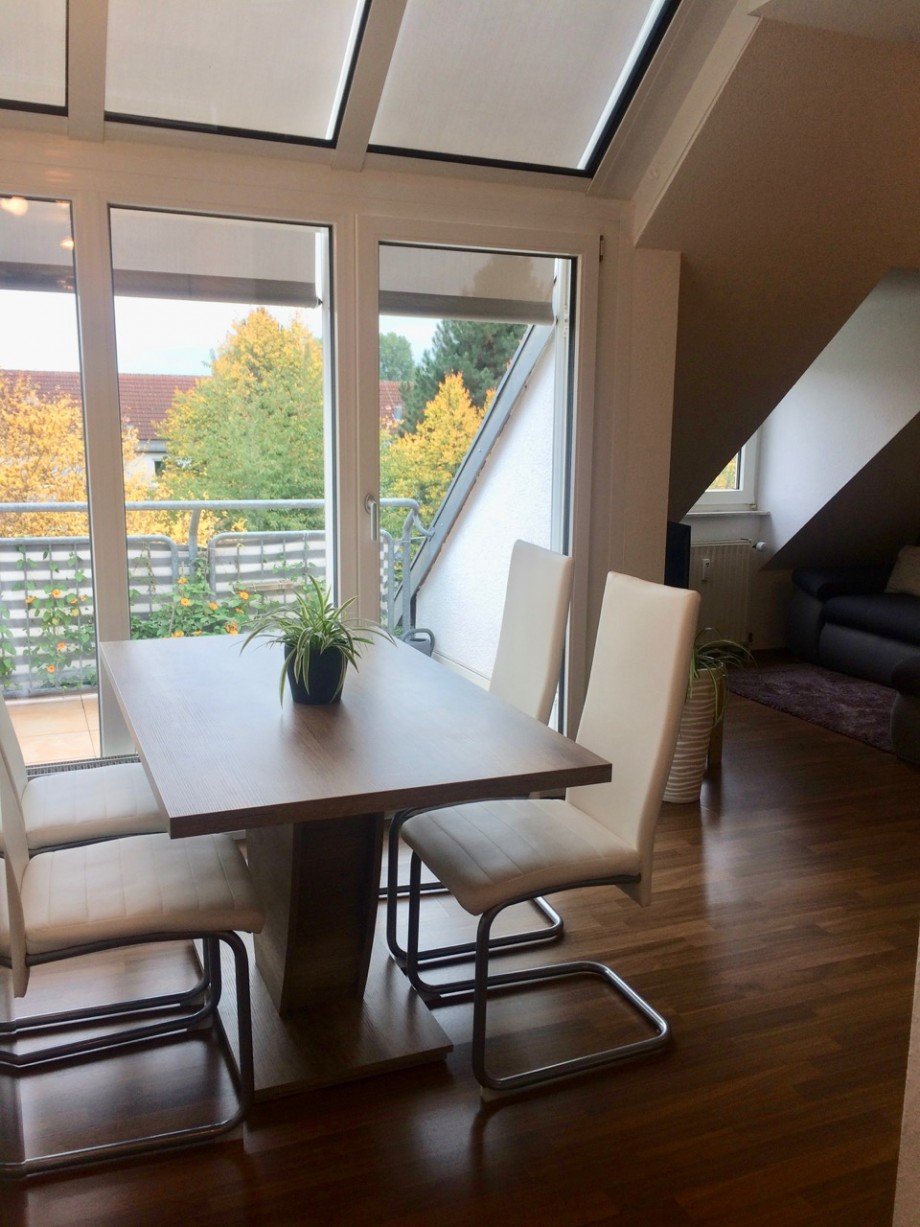 offener Essbereich mit Wohnzimmer Maisonettewohnung Darmstadt