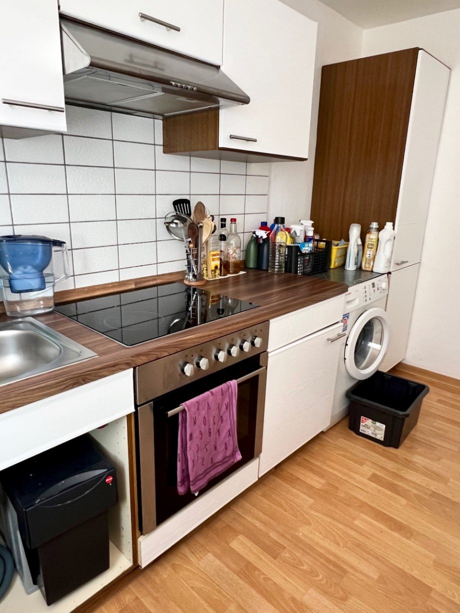 K�che mit EBK Etagenwohnung Darmstadt