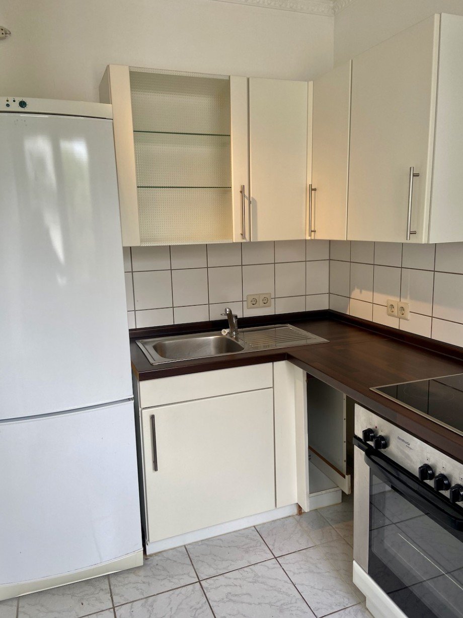 K�che mit EBK Etagenwohnung Darmstadt