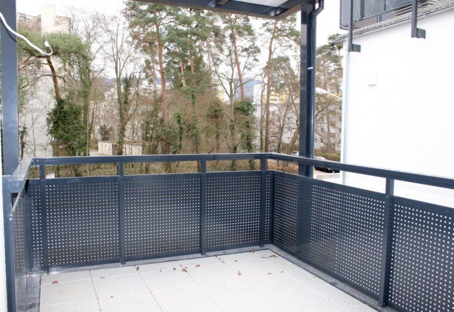Balkon mit Ost-Ausrichtung Etagenwohnung Darmstadt