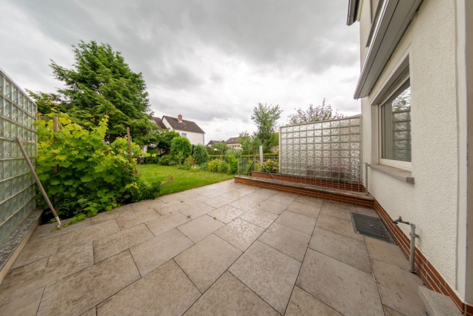 Terrasse mit Garten Reihenmittelhaus Frankfurt/ Main