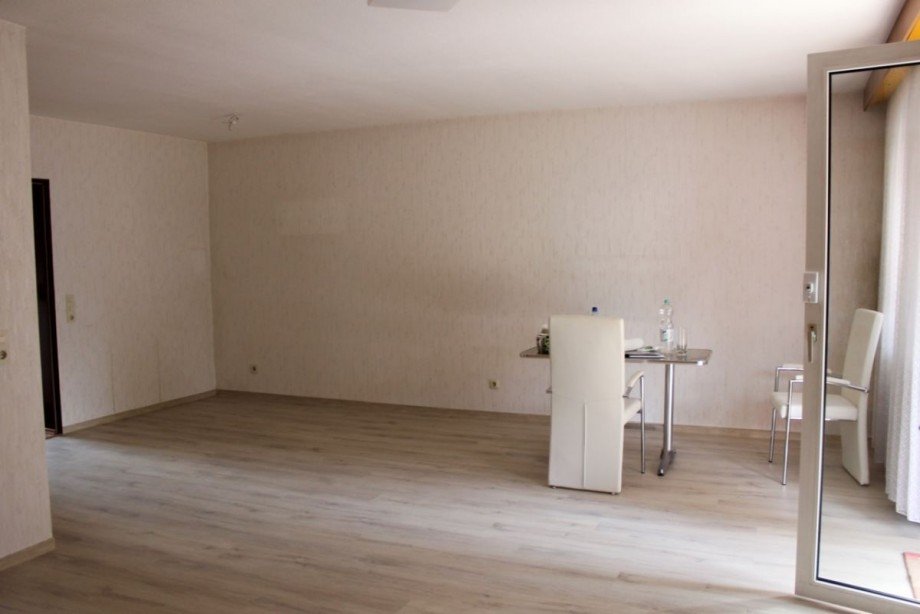 Weiterstadt RH Wohnzimmer EG Reihenmittelhaus Weiterstadt