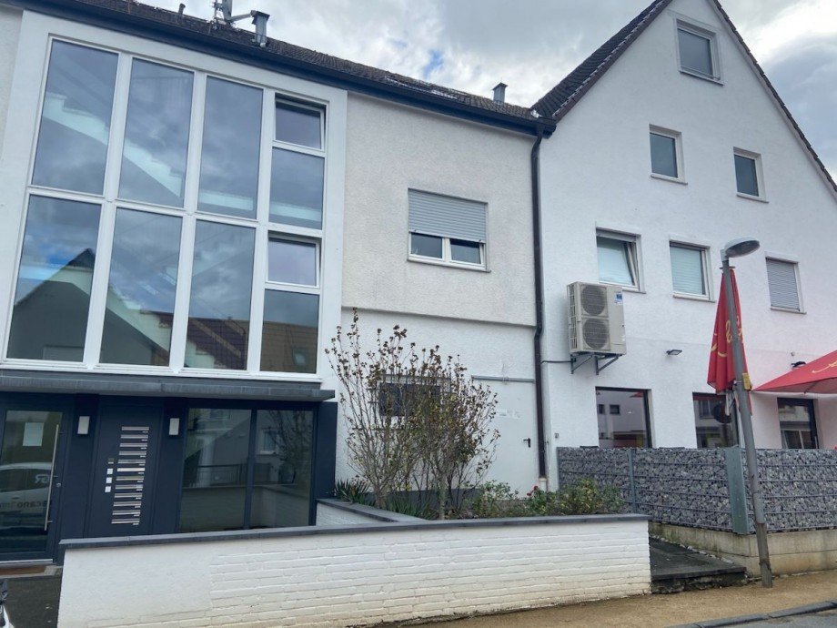 Ansicht - Hauseingang_Racano Immobilien Etagenwohnung Darmstadt