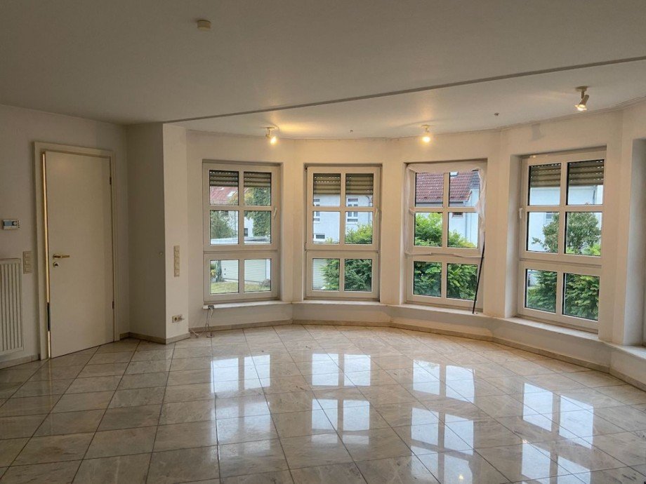 Wohnzimmer Etagenwohnung Darmstadt - Bessungen