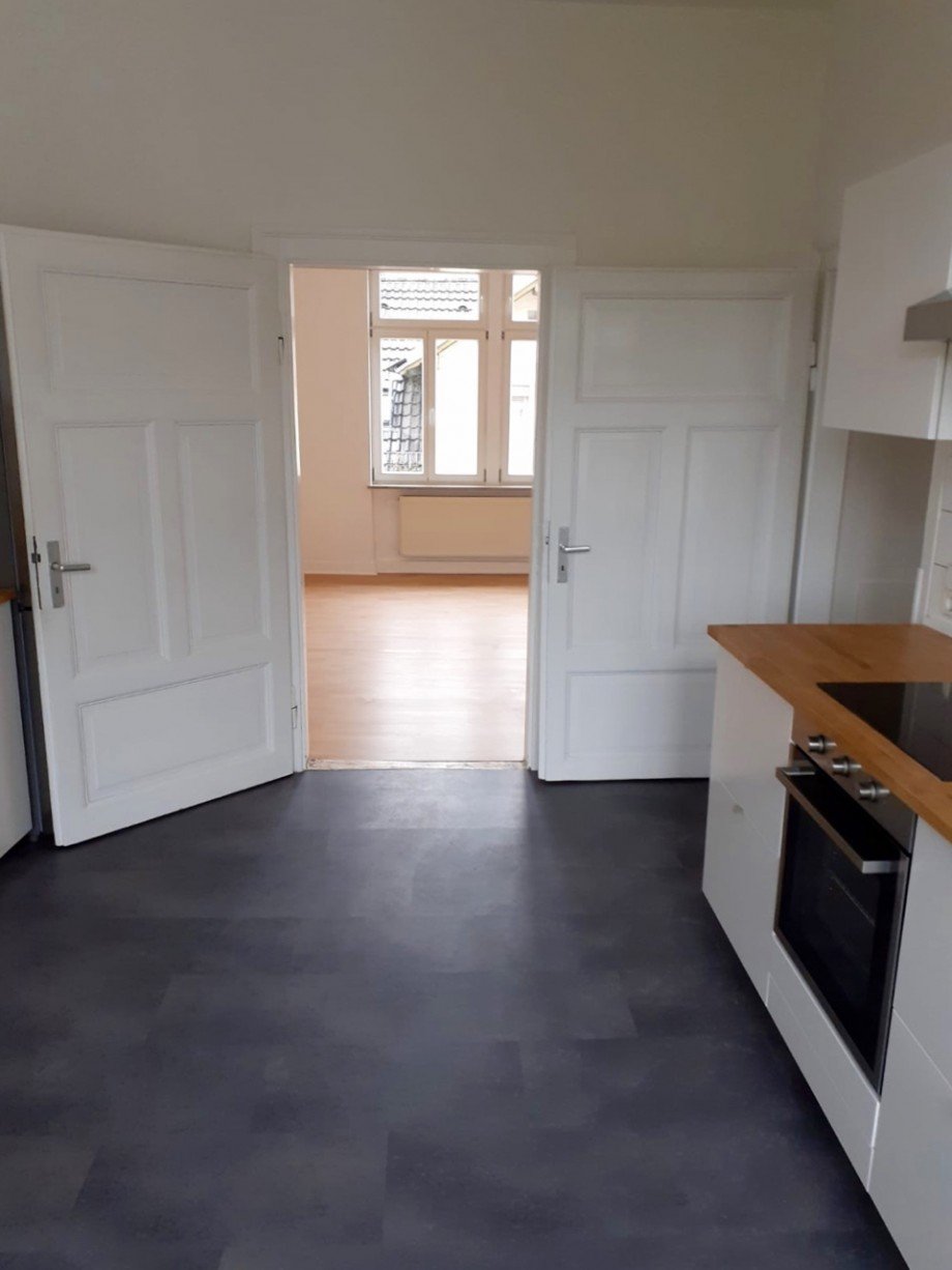 K�che mit EBK Etagenwohnung Darmstadt