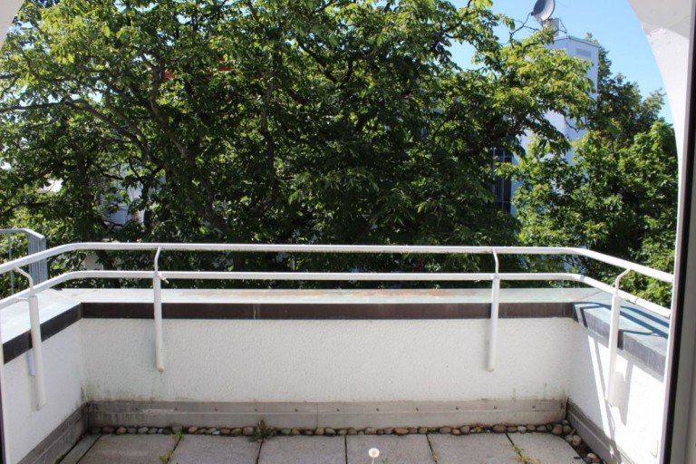 Wohnzimmer-Balkon Darmstadt Etagenwohnung *Ruhig gelegene Stadtwohnung in Bessungen: 3 Zimmer, 2 Balkone, 1 EBK*