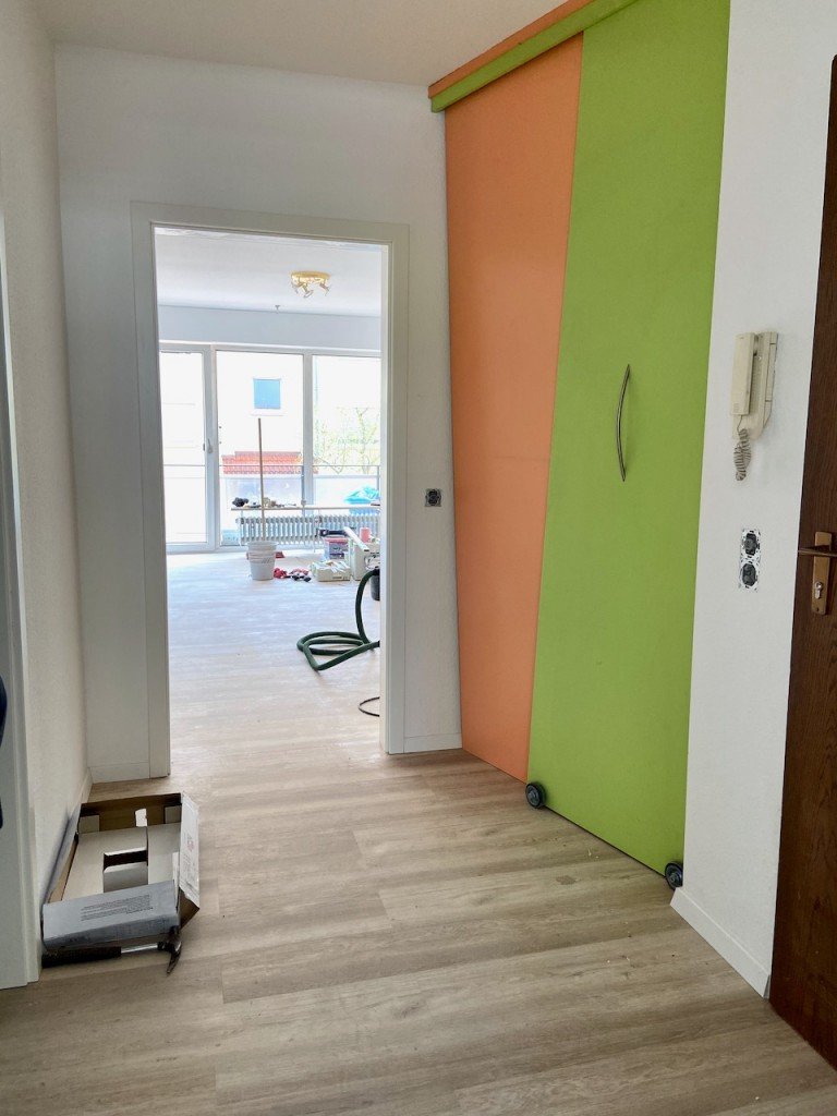 Eingangsbereich mit Einbauschrank Darmstadt Etagenwohnung *Erstbezug nach Sanierung: 2 Zimmer City-Wohnung mit TG Stellplatz*