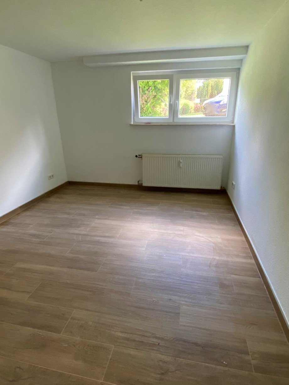 Schlafzimmer Souterrainwohnung Ro�dorf