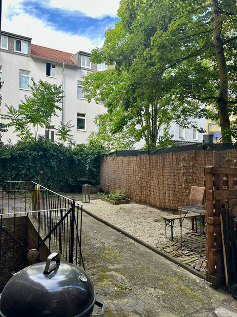 Racano Immobilien Innenhof Etagenwohnung Darmstadt