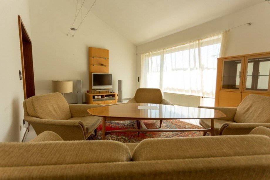 Wohnzimmer 1.OG Villa Ro�dorf
