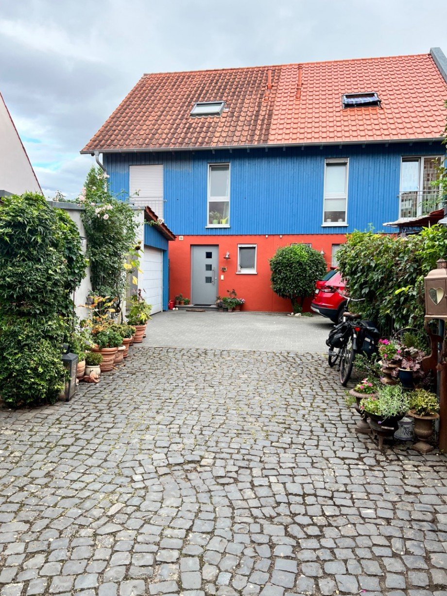 Haus Ansicht vorne Doppelhaush�lfte Dieburg