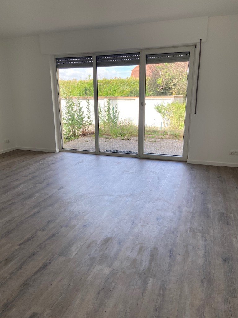 Wohnzimmer Weiterstadt Erdgeschosswohnung *Sanierte 3 ZKB mit Terrasse und Garten in Weiterstadt - Braunshardt*