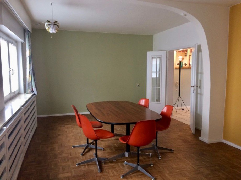 Wohn-/Schlafzimmer Erdgeschosswohnung Griesheim