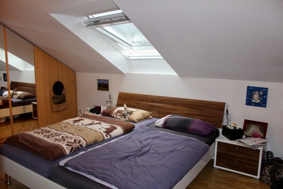 Schlafzimmer Dachgeschosswohnung Erzhausen