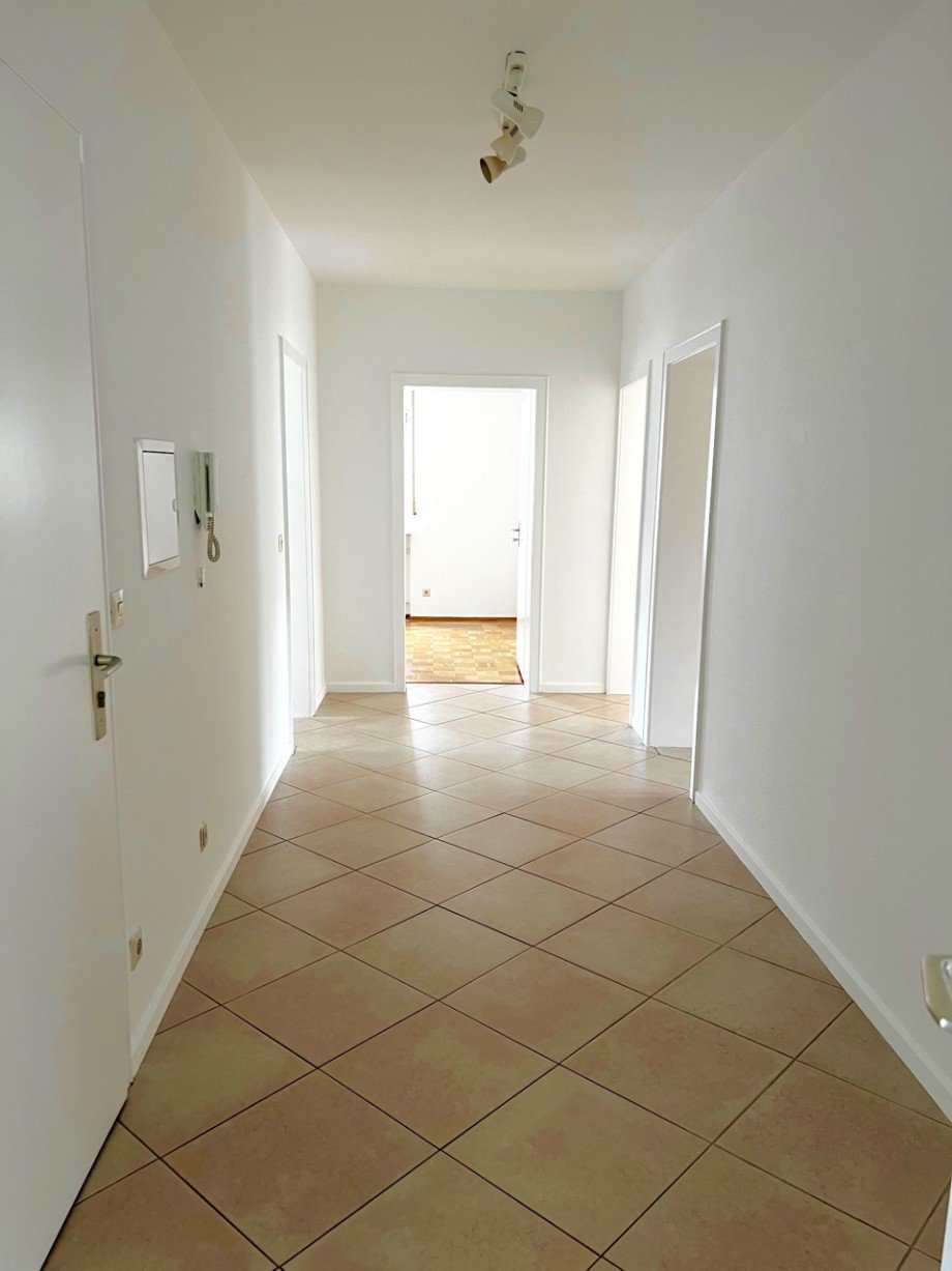 Flur Eingangsbereich Etagenwohnung Darmstadt