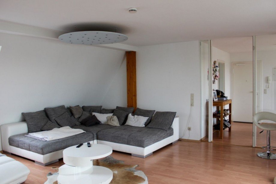 Wohnzimmer Dachgeschosswohnung Darmstadt